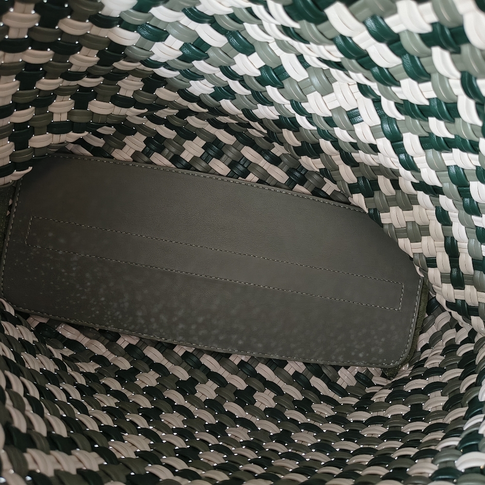 Stylish Vegan Leather Hand Woven Tote Bag Green Cream Handbag Shoulder Purse - Picture 3 of 15